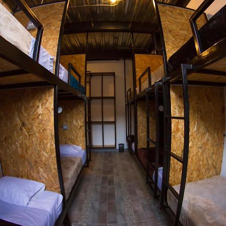Nativo Hostel ميديلين المظهر الخارجي الصورة